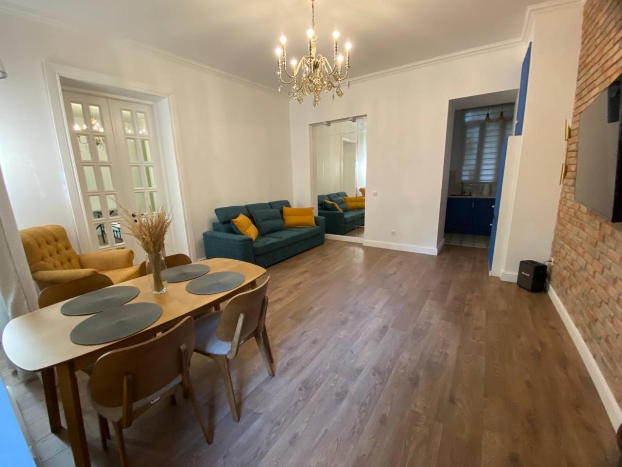 טביליסי Apartments Margarita מראה חיצוני תמונה